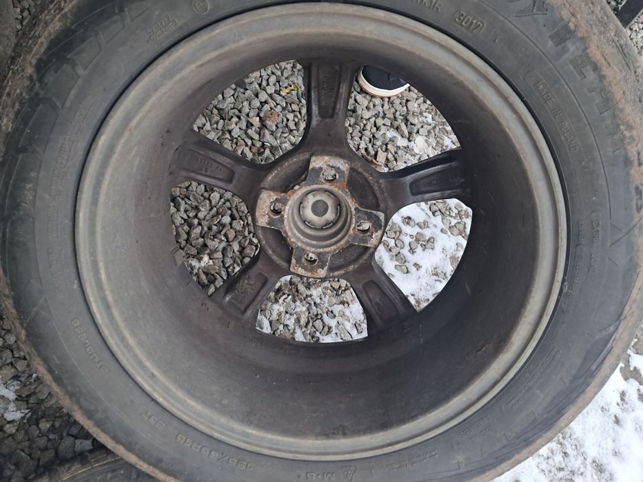 Продам диски r15 4.100