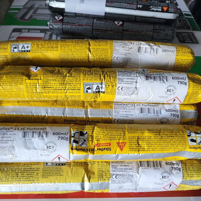 Силикон та герметик Фірмові