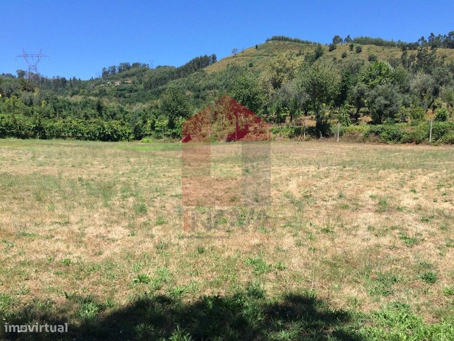 Vende-se Terreno, S. Pedro Valbom — Oriz (Santa Marinha) E Oriz (São Miguel), Braga