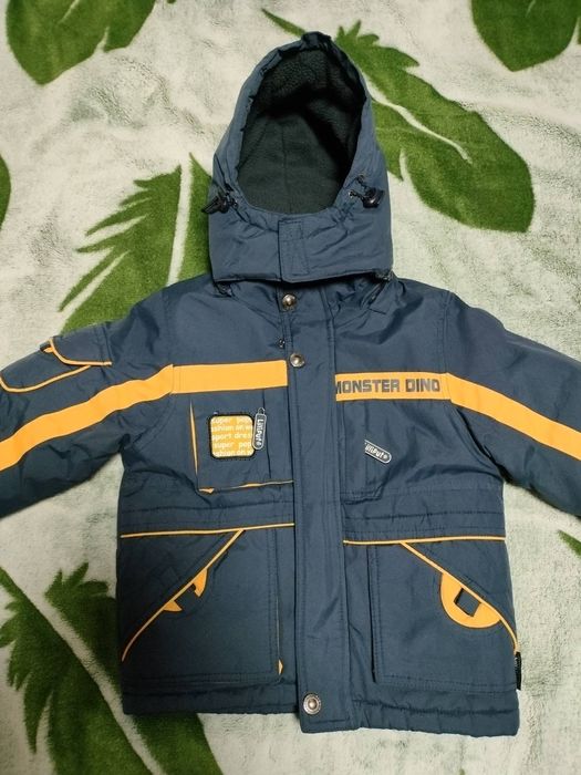 Продаються дитячі речі