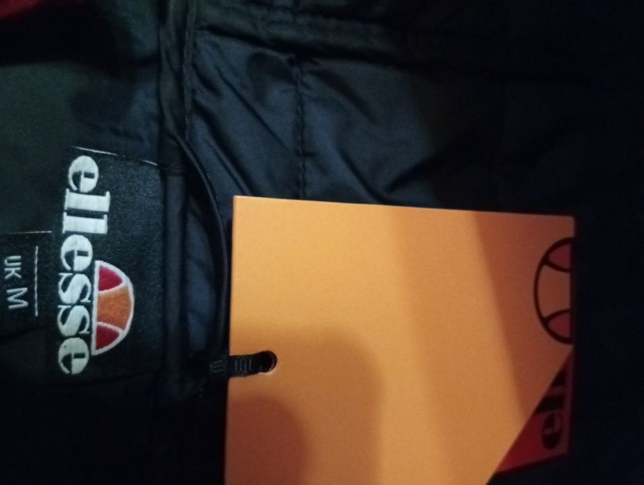Куртка Ellesse .