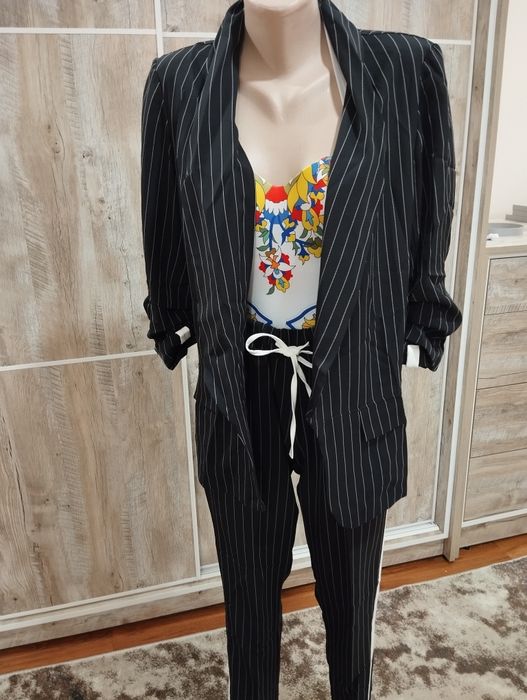 Новий костюм44-46р