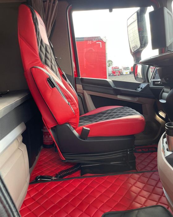 Pokrowce na fotele VW T5 i T6 - 8 os. Pikowany Welur Szyte ręcznie