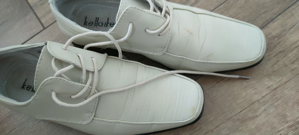 Jasne buty chłopięce 36 eleganckie