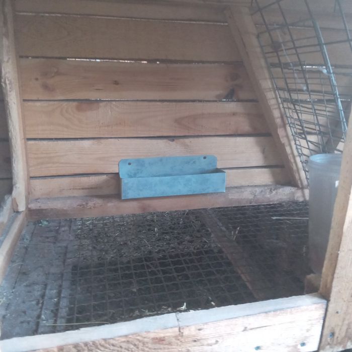 Продам клетки для кроликов