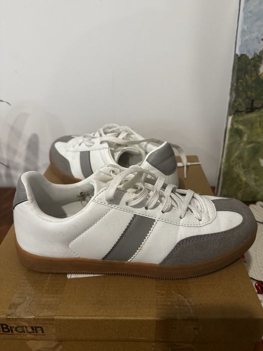 Buty sportowe damskie