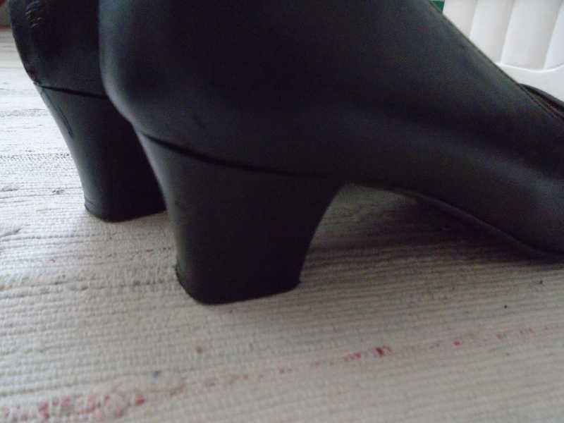 Sapatos biqueira retangular