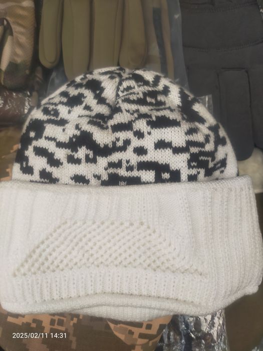 Вязанные балаклавы которые сворачиваются в шапку различных расцветок