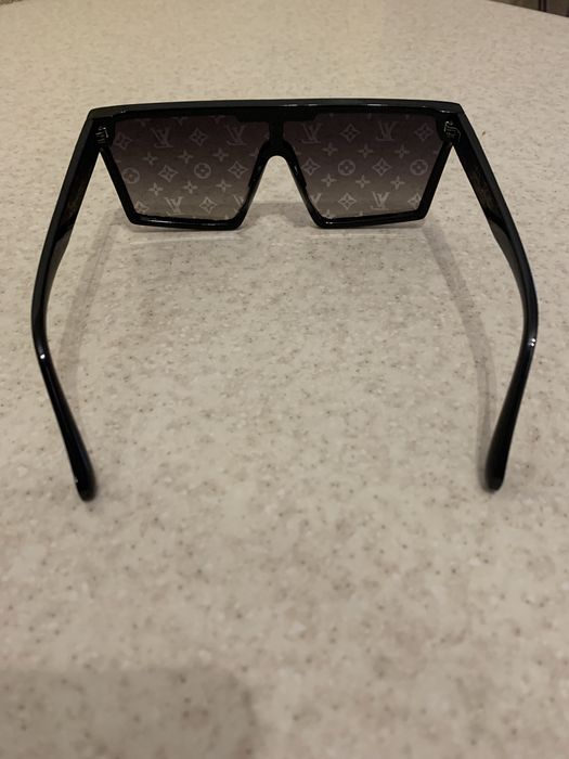 Очки Louis Vuitton