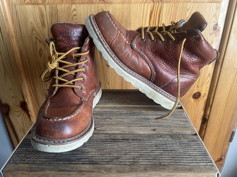 Sprzedam buty firmy Rugged Gear rozmiar 37 zmierzona długość wkładki 24.0 cm.