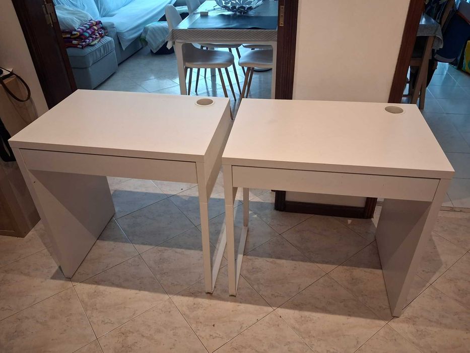 Secretárias e Bloco de Gavetas IKEA, modelo MICKE Branca + oferta