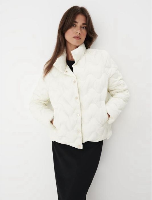 Куртка Mohito.