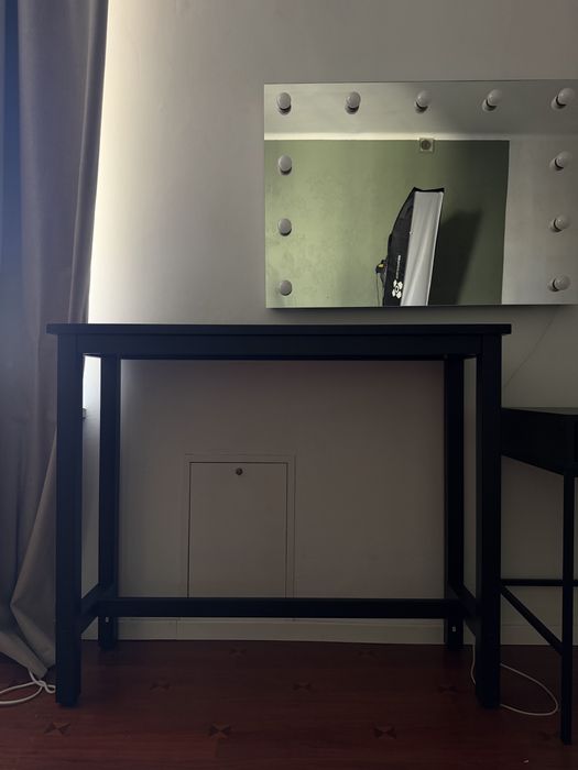 Wysoka konsola Ikea