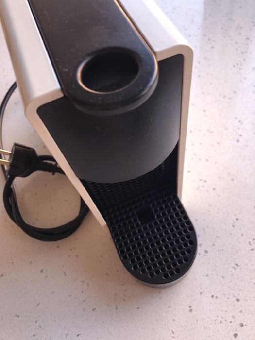 Maquina Café Nespresso Krups Type XN110*