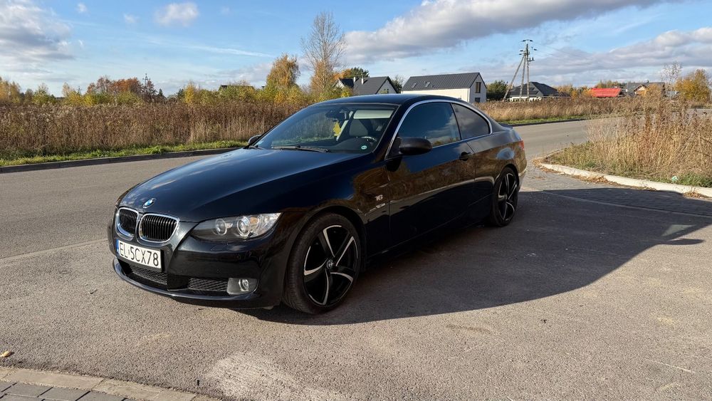 BMW Seria 3 BMW E92 325i Coupé 2.5 benzyna RWD