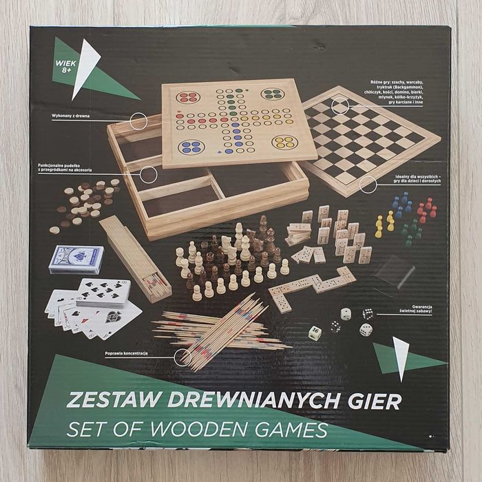Zestaw gier planszowych, drewniany
