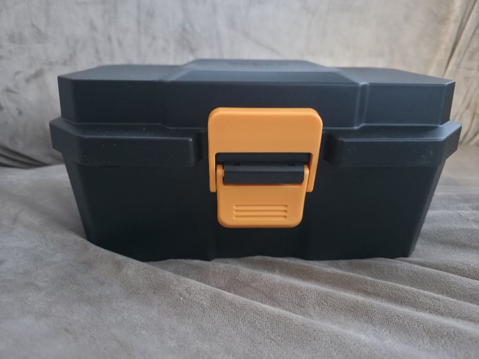 Walizka na narzędzia i inne gadżety