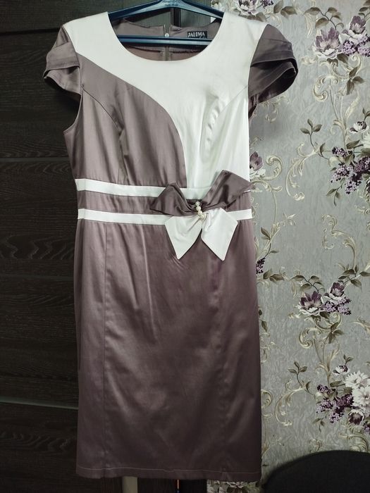 Жіноча сукня 46 р