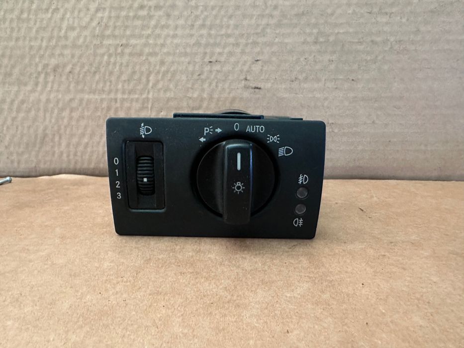 BOTÃO COMUTADOR DAS LUZES MERCEDES W169 W245 A180 A200 B180 B200