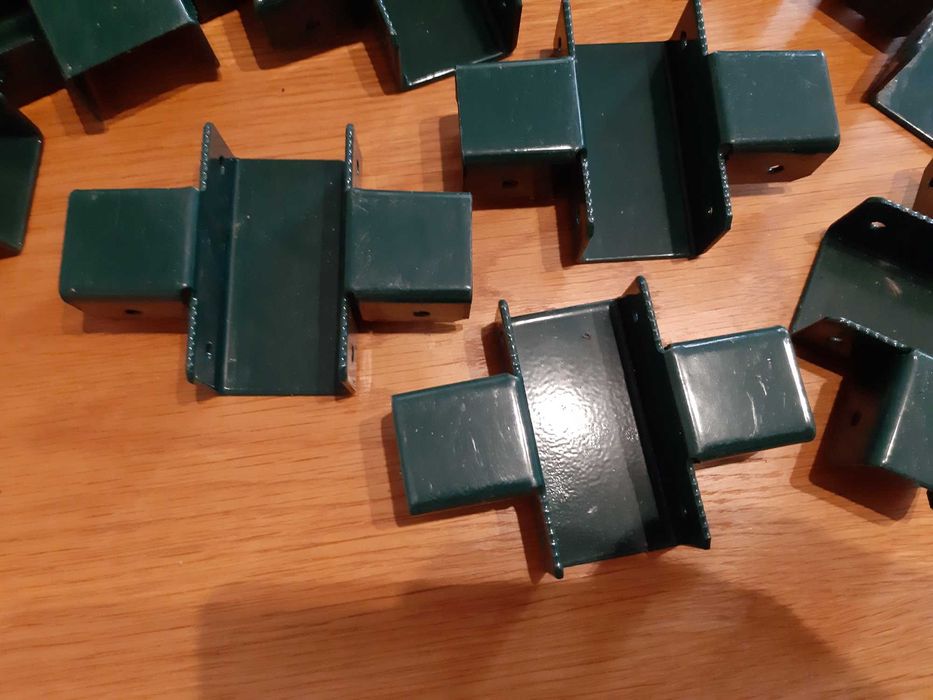 Postes de vedação + suportes + ofertas