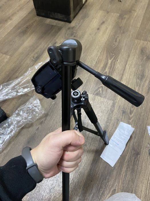 Штатив для камери і для телефону