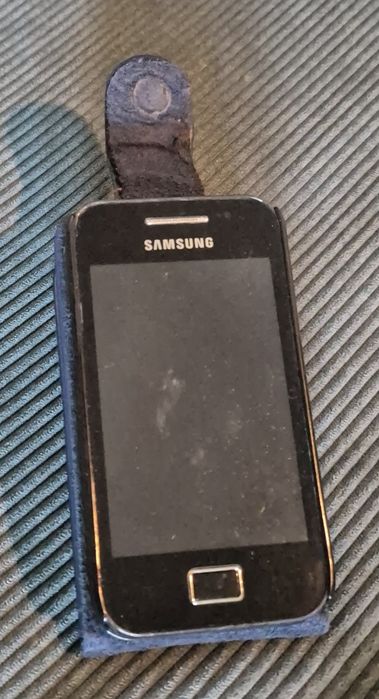 Telemóveis para colecção ou para peças.