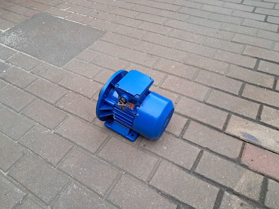 Silnik elektryczny 0.75kw 2800 obrotów. Wysyłka