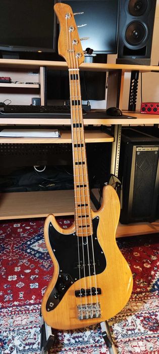 Baixo Marcus Miller Sire V5 Alder-4 NT CANHOTO/ESQUERDINO