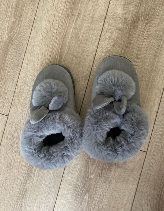 Теплі зручні тапочки