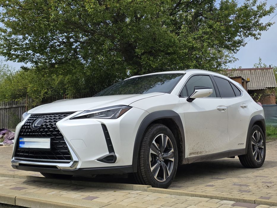 Продам Lexus UX  в ідеалі