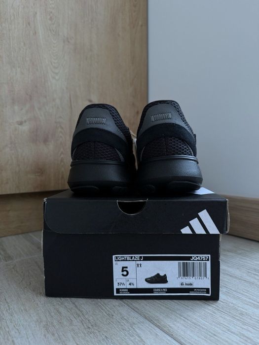 США! Літні жіночі кросівки Adidas Lightblaze JQ4757 Оригінал! 37-40.5p
