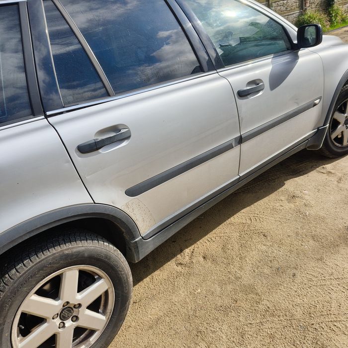 Samochód Volvo XC90 2003r. Gaz