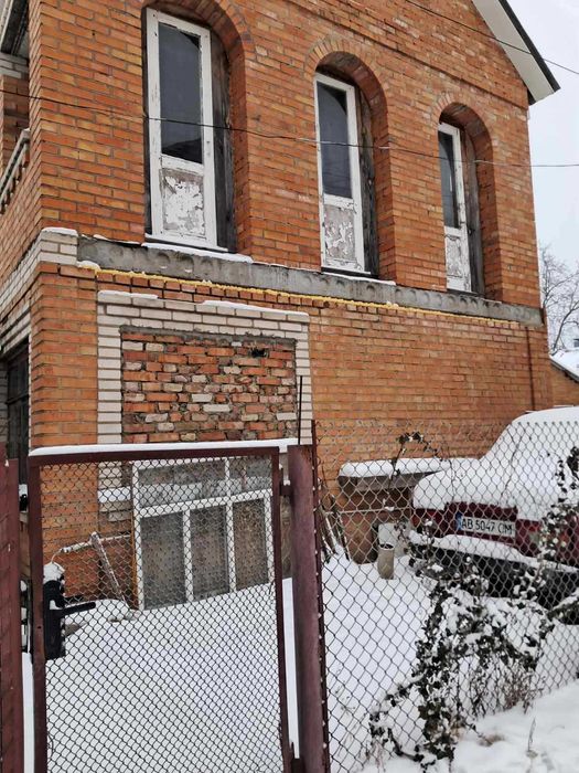 Продам частину будинку на П'ятничанах 0962