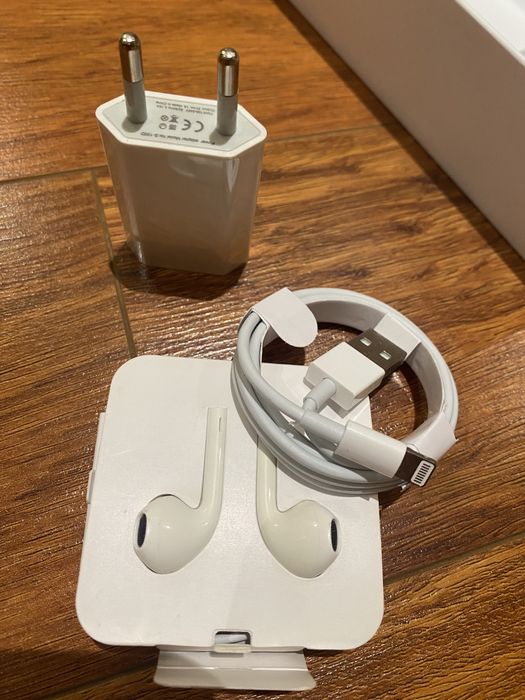 iPhone 7 com 128gb de memória