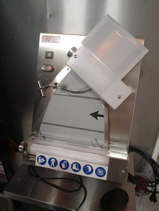 Máquina de abrir massa de pizza