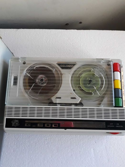 Gravador  de  Fita   GELOSO 600    (  Colecionadores  )