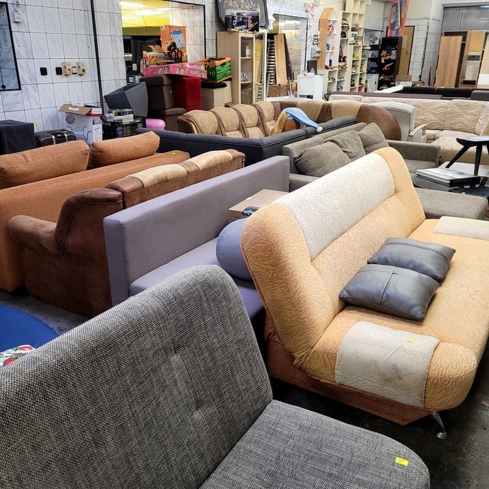 Komoda w dobrym stanie. Możliwy transport