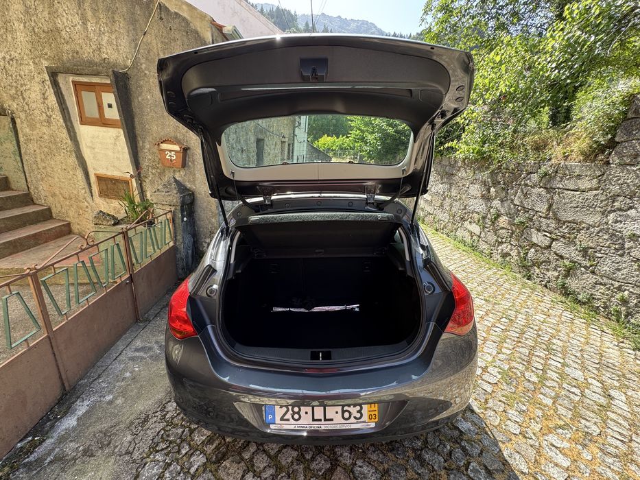 Opel Astra J 1.3 CDTI - 125 mil - Distribuição Trocada - Com Inspeção