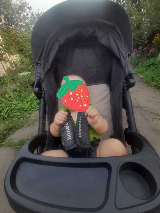 Прогулянкова коляска