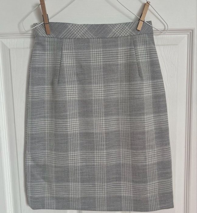 Ołówkowa spódnica w kartę H&M rozm. 38