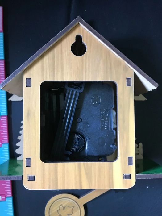 Маленькие кварцевые часы с кукушкой