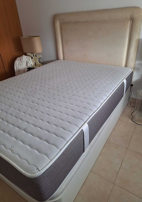 Sommier com arrumação