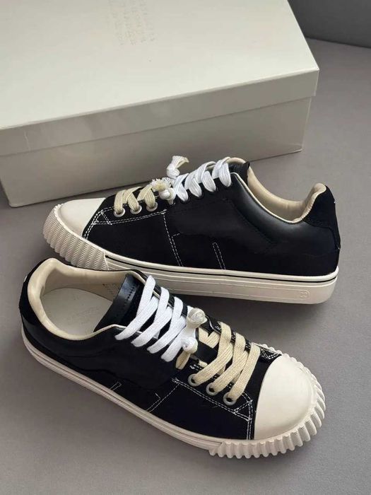 Maison Margiela New Evolution 43 розміру