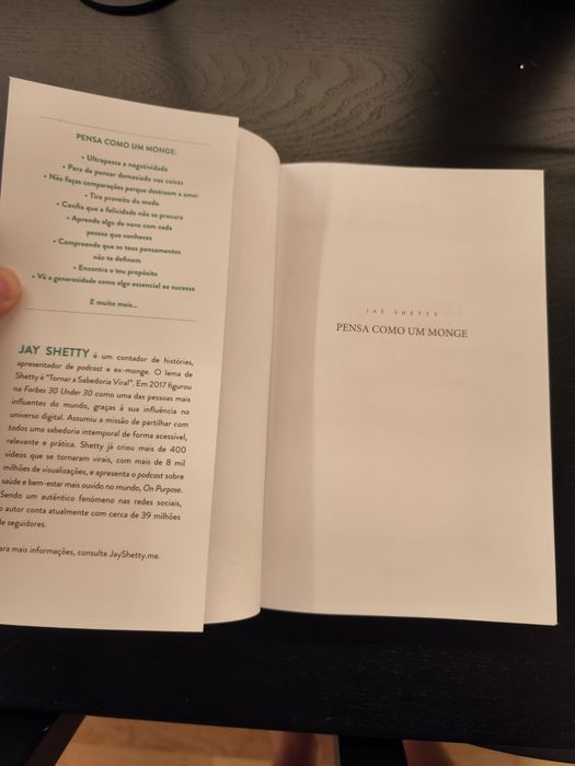 Livro pensa como um monge