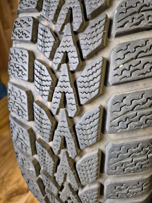 175/65/15 Dunlop para zima 6,5mm 2021