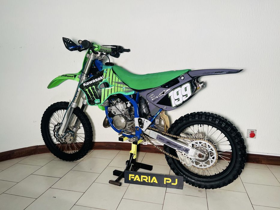 Kawasaki kx125 / Pro circuit