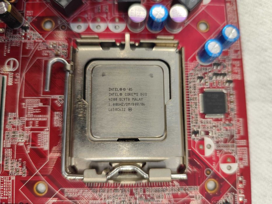 Zestaw LGA775: MSI P4M900M2 + Core 2 Duo E4300 + 2GB RAM OCZ Platinum