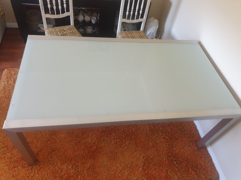 Mesa de sala de jantar