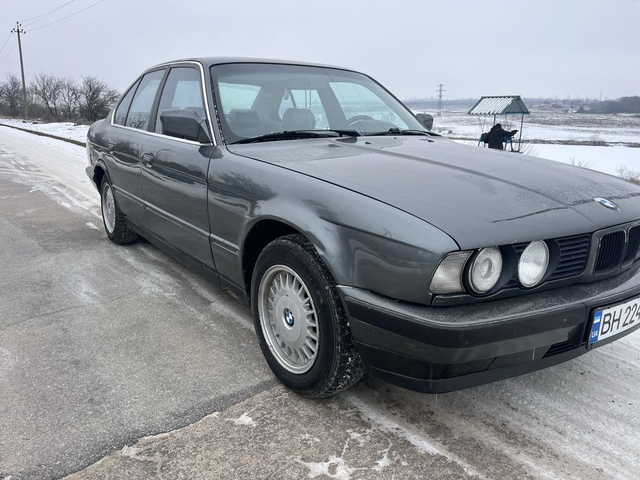 Продам Бмв е34 м20б20 торг присутній
