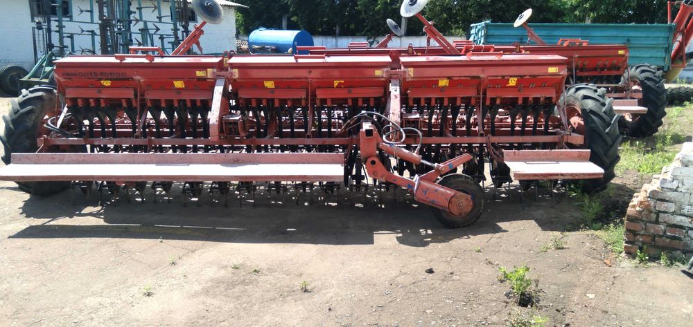 Сівалка зернова СЗ-5,4 з транспортним пристроєм